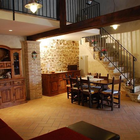 ארונה Il Paradiso Nel Borgo מראה חיצוני תמונה