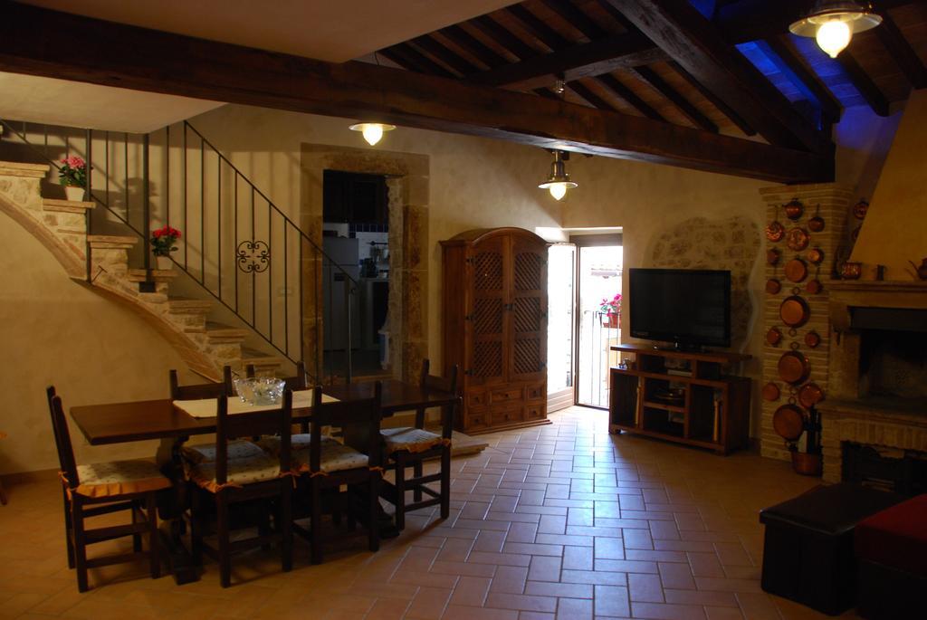 ארונה Il Paradiso Nel Borgo מראה חיצוני תמונה